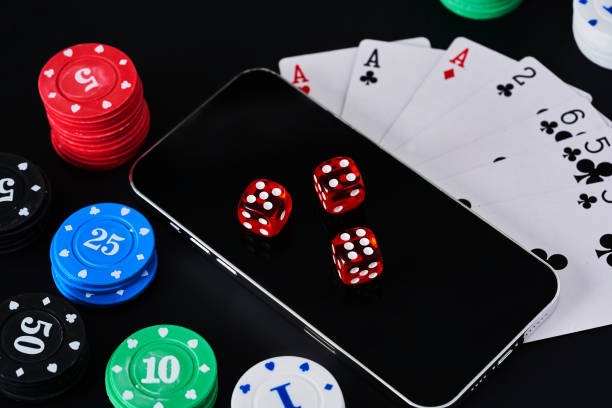 dingdong toto mobile app interface showing live-dealer tables and sportsbook markets